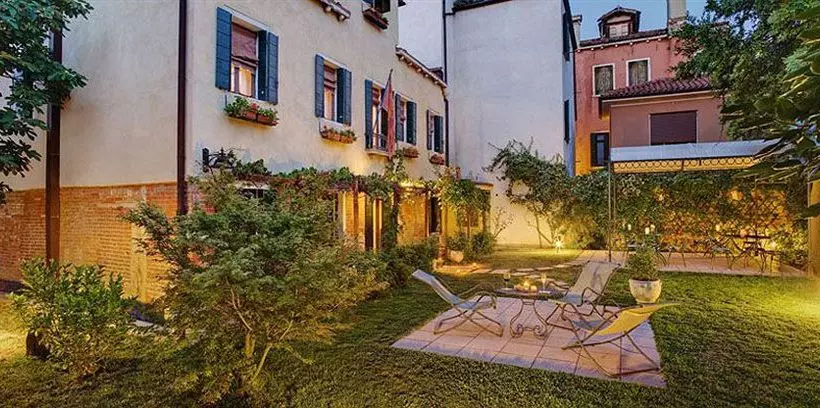 Hotelli Casa Rezzonico