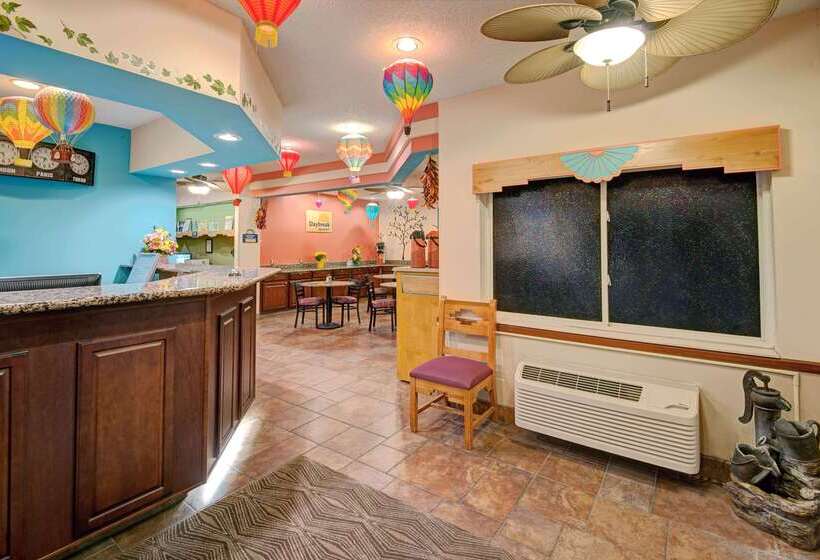 فندق Days Inn & Suites By Wyndham Airport Albuquerque