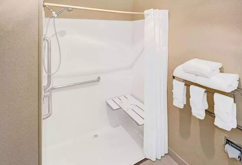 Hotelli Days Inn & Suites By Wyndham Airport Albuquerque