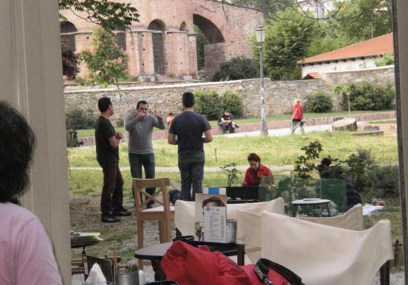 هتل Rentrooms Thessaloniki