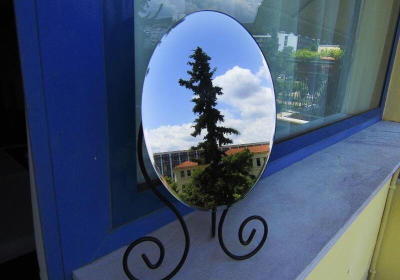 هتل Rentrooms Thessaloniki