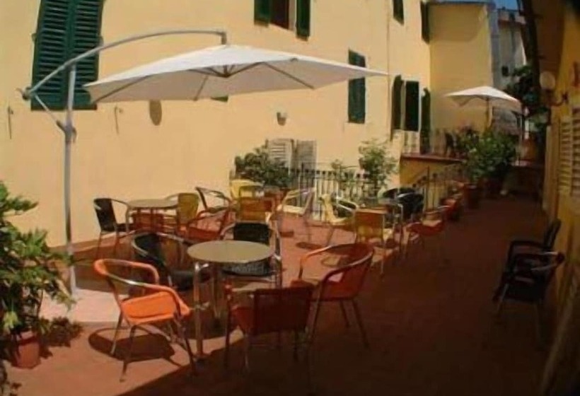 ホテル Savoia E Campana