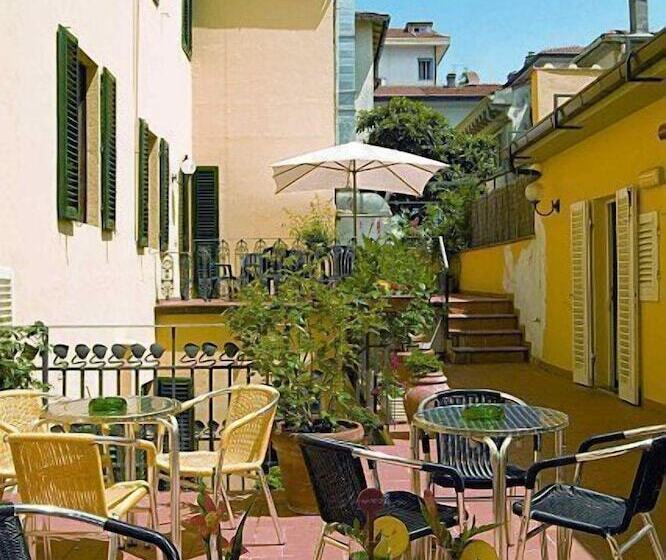 ホテル Savoia E Campana