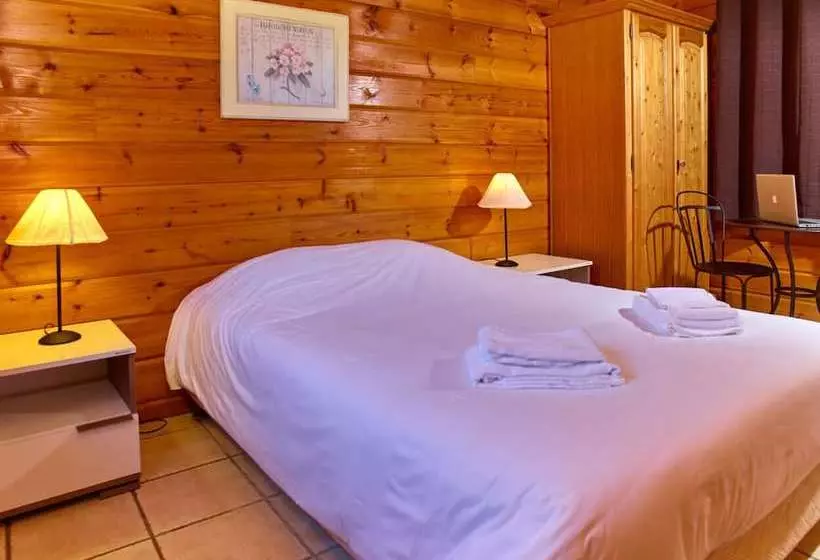 住所  Le Domaine Du Grand Bois