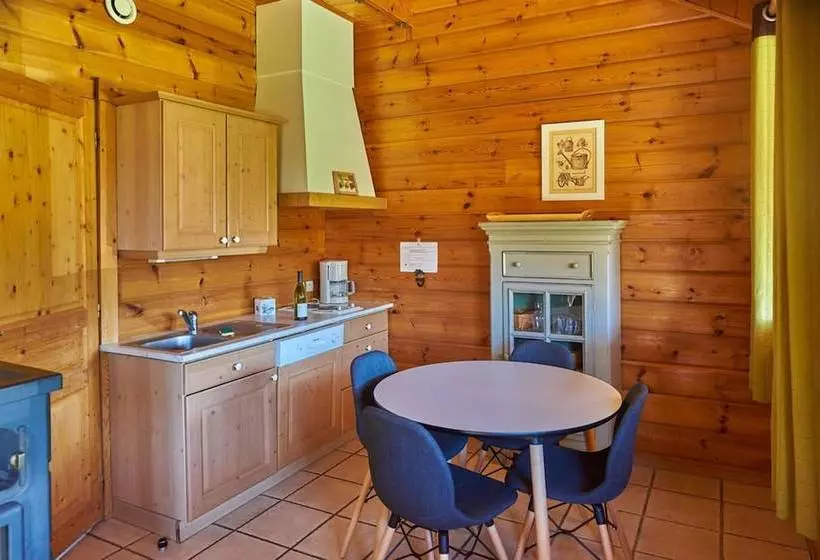 住所  Le Domaine Du Grand Bois