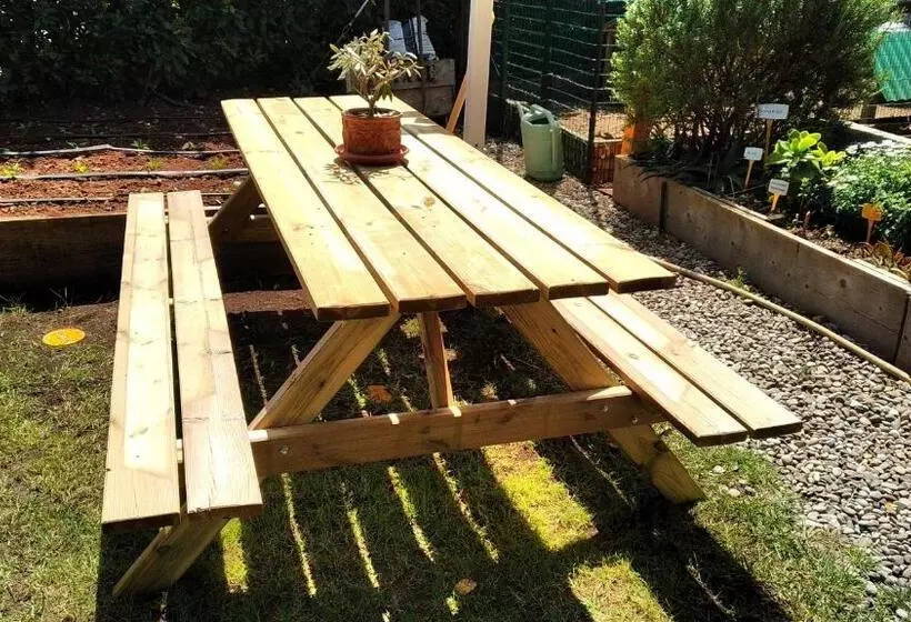 Retkeilymaja Riparo Di Masseria Urbana