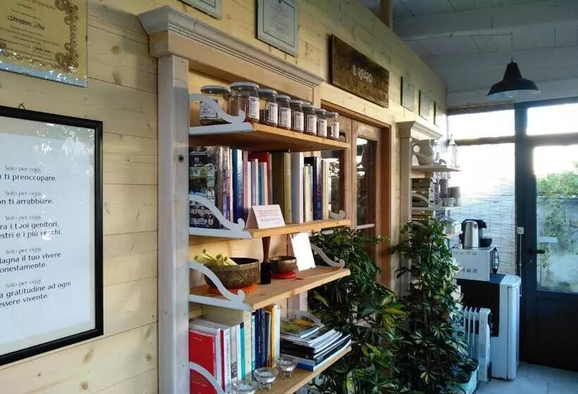 Retkeilymaja Riparo Di Masseria Urbana