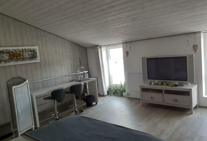 住宿加早餐 Belle De Nuit