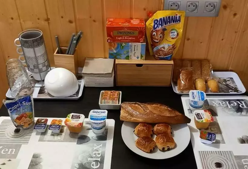 ベッドアンドブレックファースト Chambre D Hôte Chez Nathalie & Roland