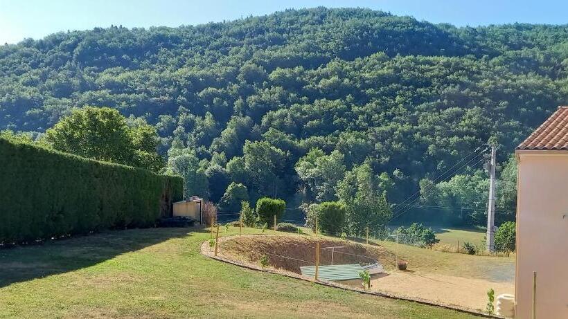 민박 Chambre D Hôte Chez Nathalie & Roland