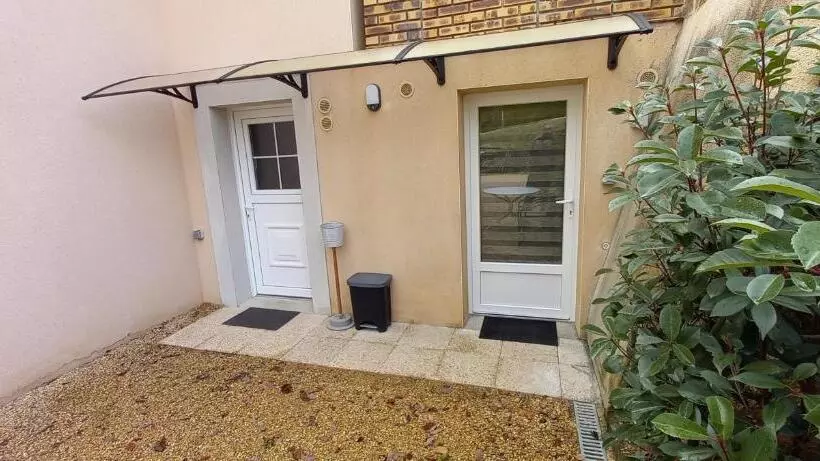 ベッドアンドブレックファースト Chambre D Hôte Chez Nathalie & Roland