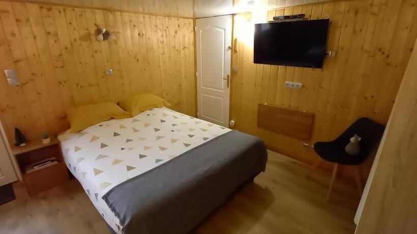 민박 Chambre D Hôte Chez Nathalie & Roland