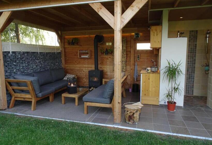 ベッドアンドブレックファースト De Kopstoof