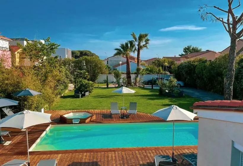 Aamiaismajoitus (B&B) Domaine Le Courti   Adult Only