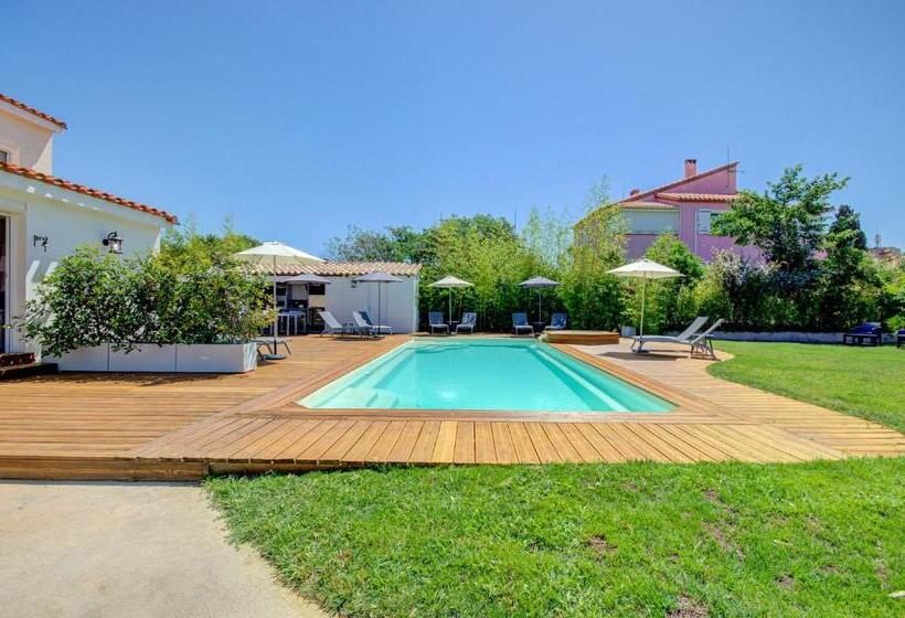 민박 Domaine Le Courti   Adult Only