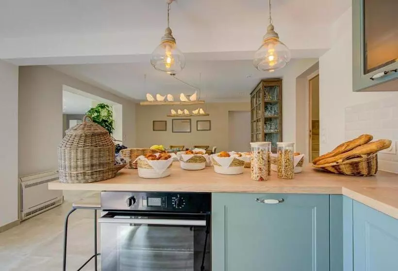 Aamiaismajoitus (B&B) Domaine Le Courti   Adult Only