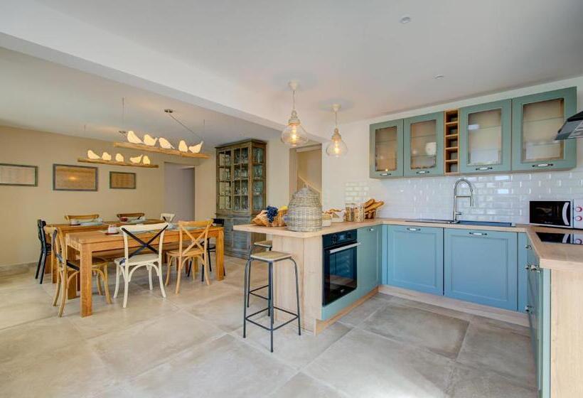 민박 Domaine Le Courti   Adult Only