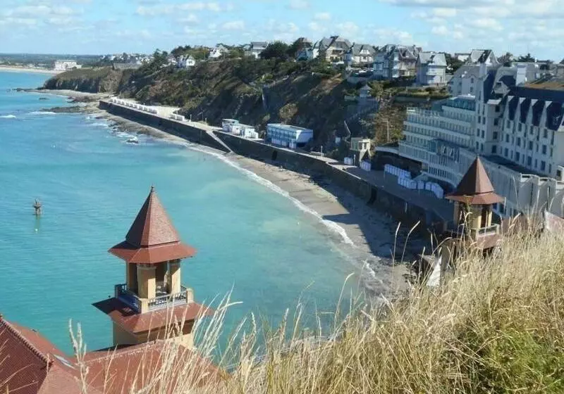 ベッドアンドブレックファースト La Maison Des Matignon 2