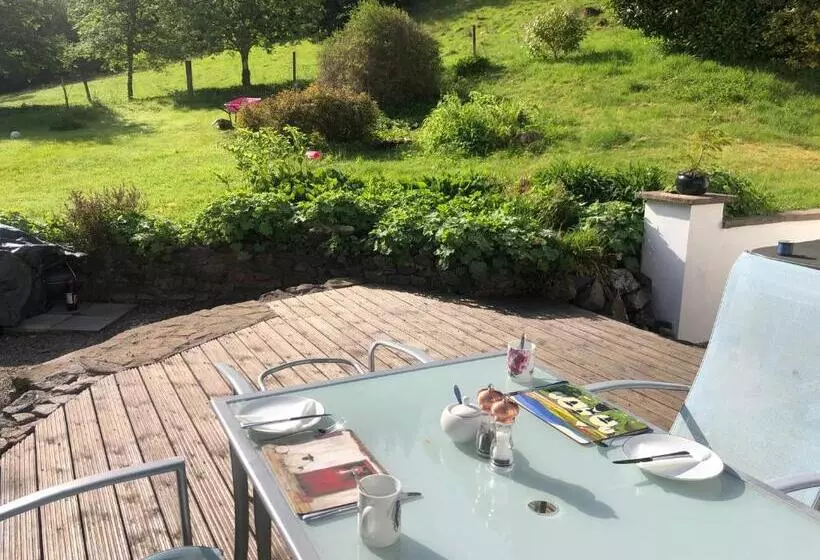 Foresters Lodge Bed And Breakfast, Near Loch Ness