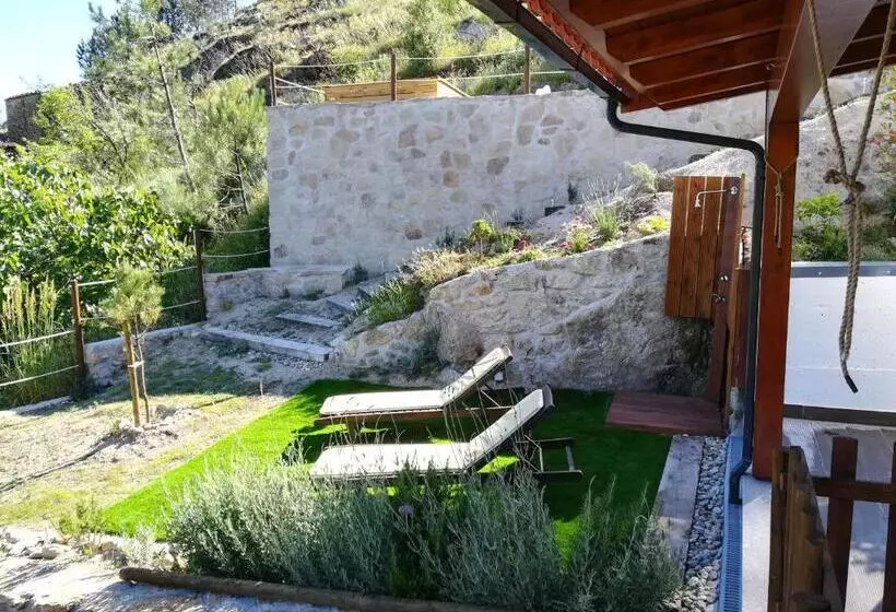 هتل Unhais Valley   Country House