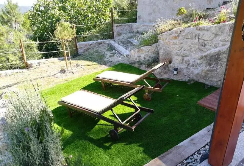 هتل Unhais Valley   Country House
