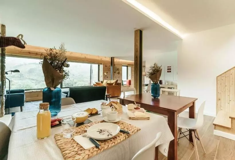 هتل Unhais Valley   Country House