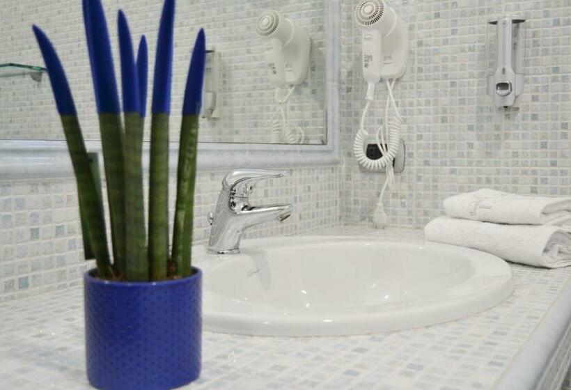 Mr Living Bed & Breakfast