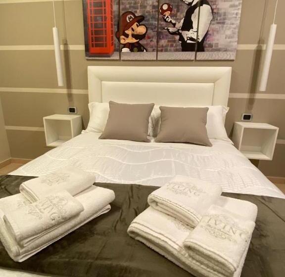 Mr Living Bed & Breakfast