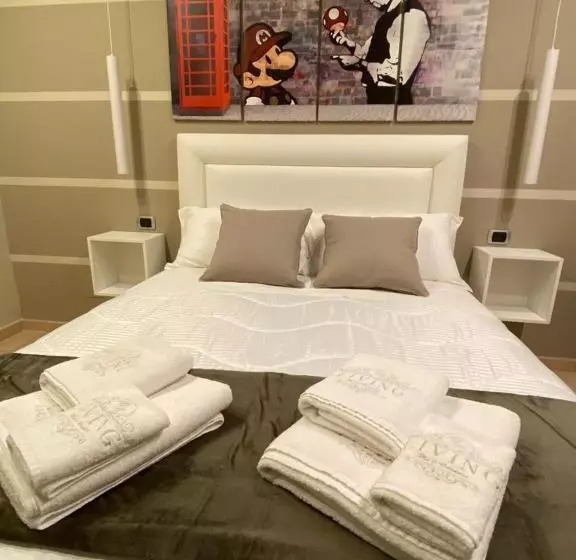 Mr Living Bed & Breakfast