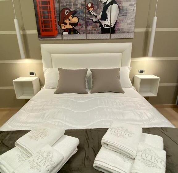 Mr Living Bed & Breakfast