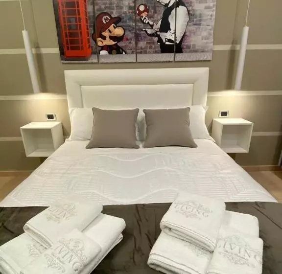 Mr Living Bed & Breakfast