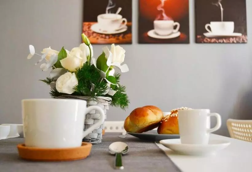 Mr Living Bed & Breakfast