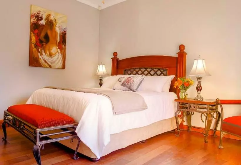 Majatalo Deale Road Guesthouse