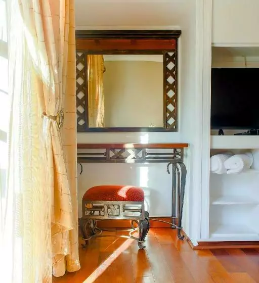 Majatalo Deale Road Guesthouse