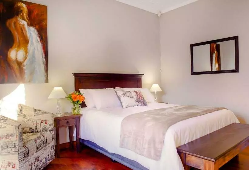 Majatalo Deale Road Guesthouse