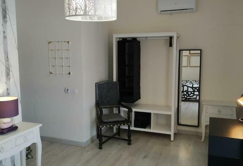 Пансион Forever São Brás