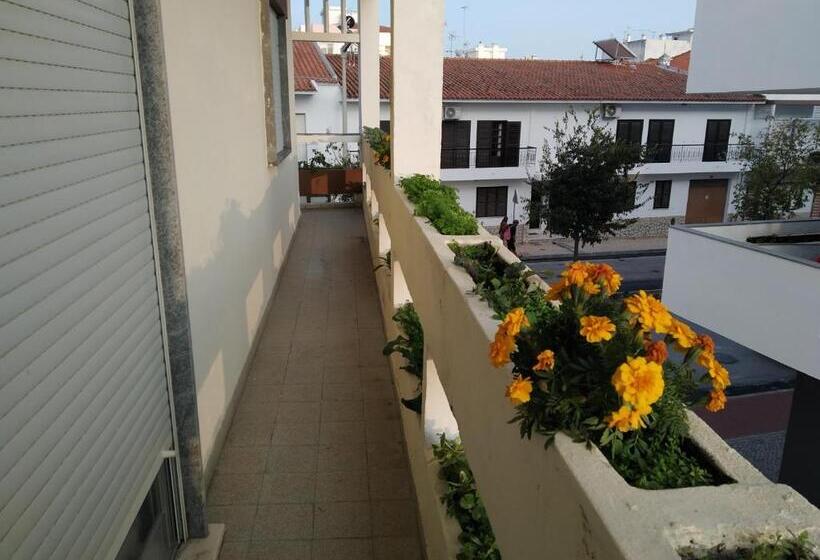 Пансион Forever São Brás