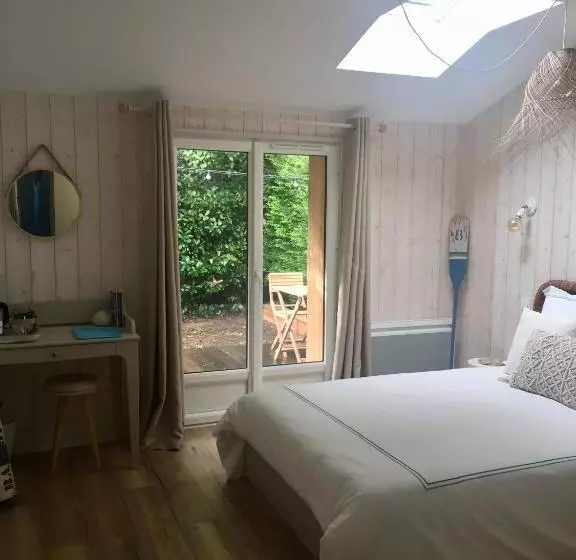 Majatalo Maison L Heure Bleue