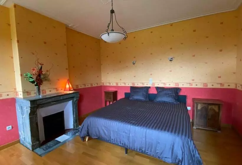 Aamiaismajoitus (B&B) Chambre Hôte Villa Sainte Barbe