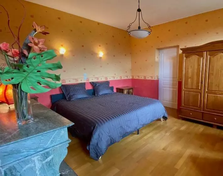 Aamiaismajoitus (B&B) Chambre Hôte Villa Sainte Barbe