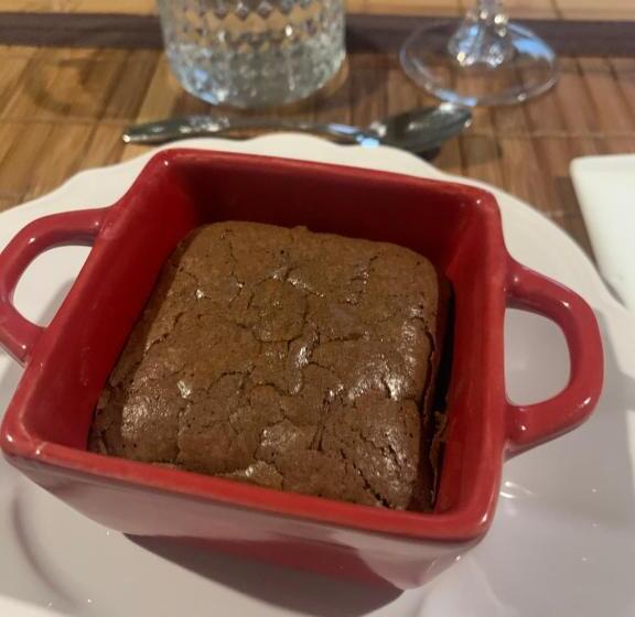 ベッドアンドブレックファースト Le Patio, Chambres D Hôtes Pour Adultes En Camargue, Possibilité De Naturisme à La Piscine