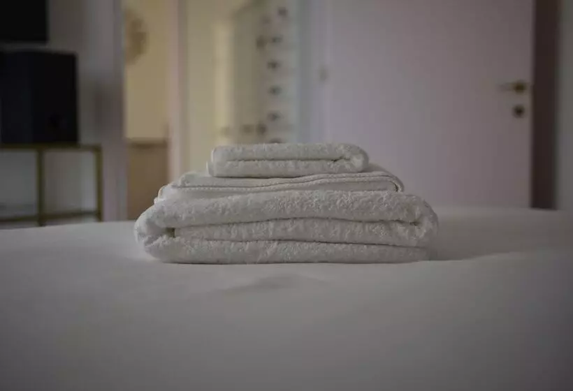 ベッドアンドブレックファースト élite Suite Home