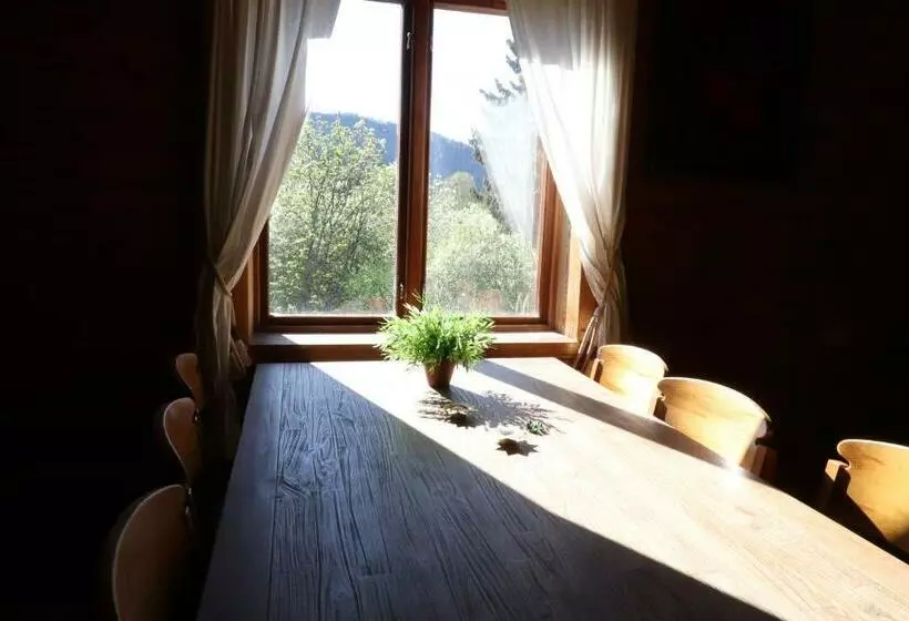 Retkeilymaja Hammarstrand Budget Hotell  Lergodset