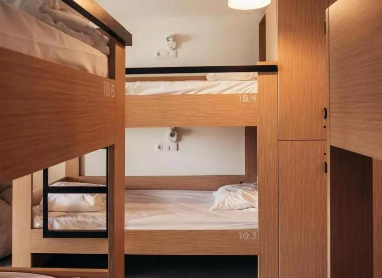 Mute Hostel Porto Covo