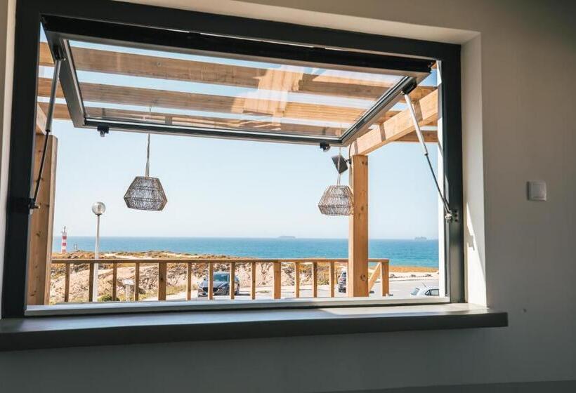 Mute Hostel Porto Covo