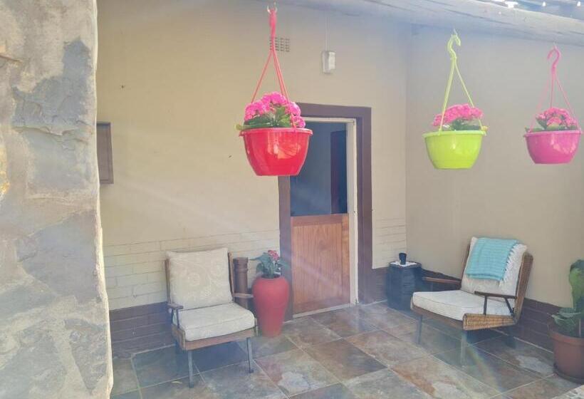 펜션 The Garden Inn Guesthouse