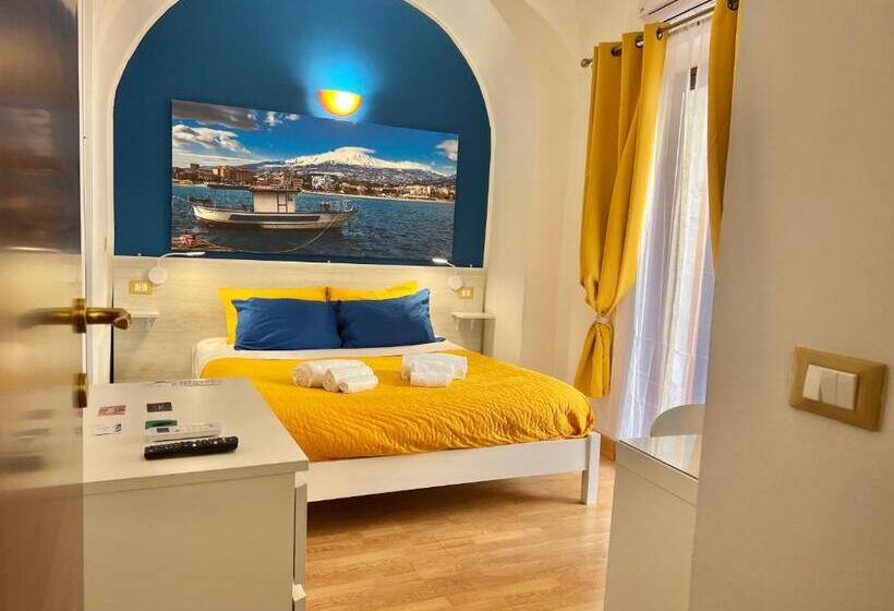 تختخواب و صبحانه Cantu  Suite