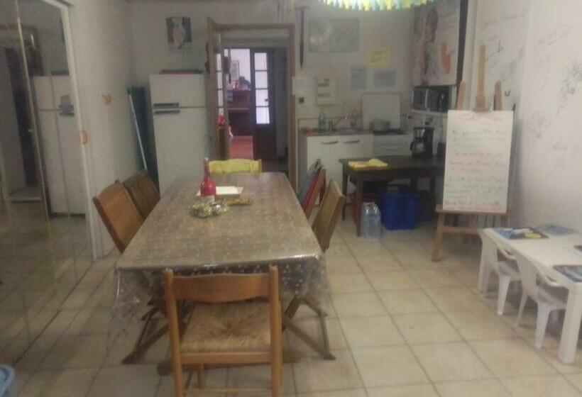 ベッドアンドブレックファースト Gite Miloute And Charley