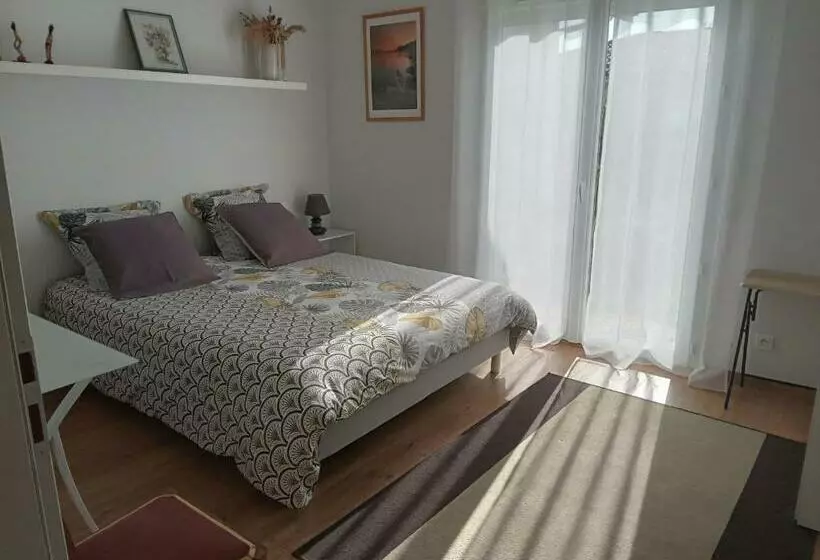 تختخواب و صبحانه L Escale Près Bordeaux