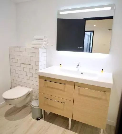 City Affaire : Hotel De Ville